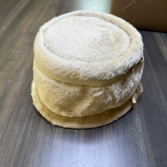 AWN New York‎ Vintage Pillbox Hat Faux Fur Ribbon Accents Union Made main image 8